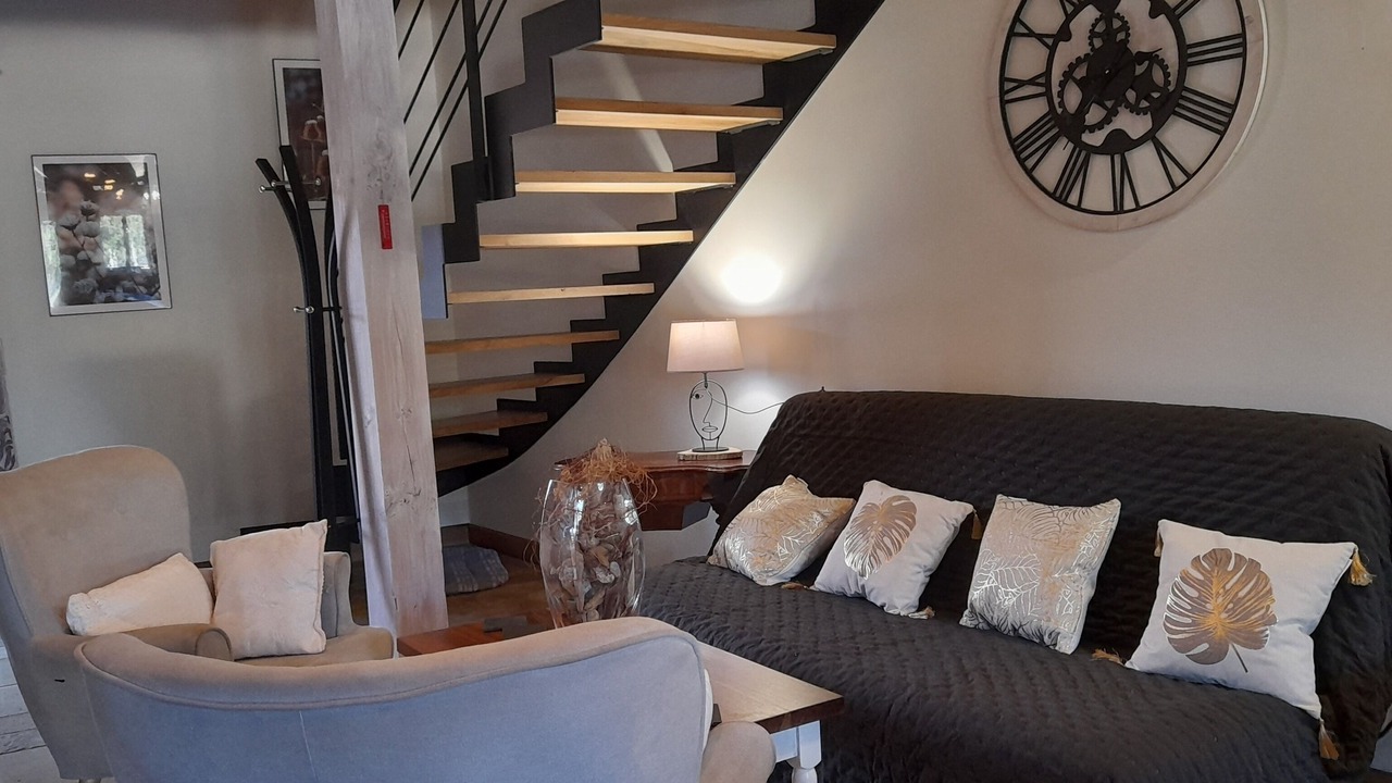 Photo of Livingroom in Teyssieu
