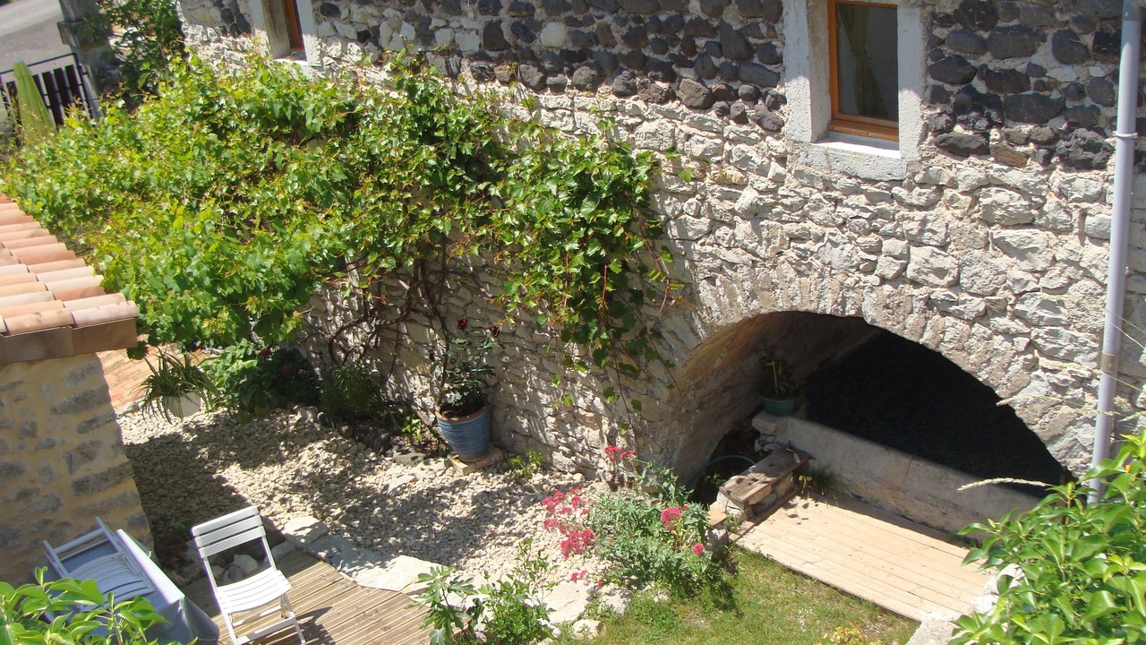 Photo of Outdoor in Alissas