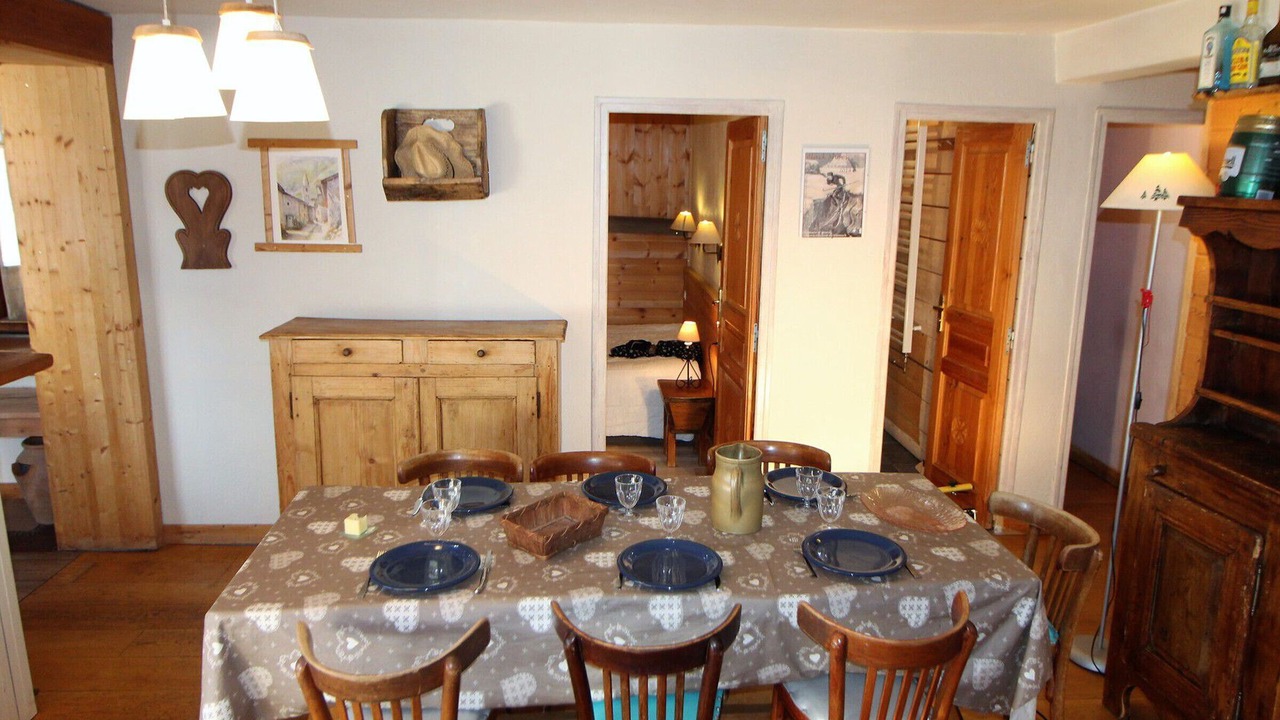 Photo of Others in Les Almes