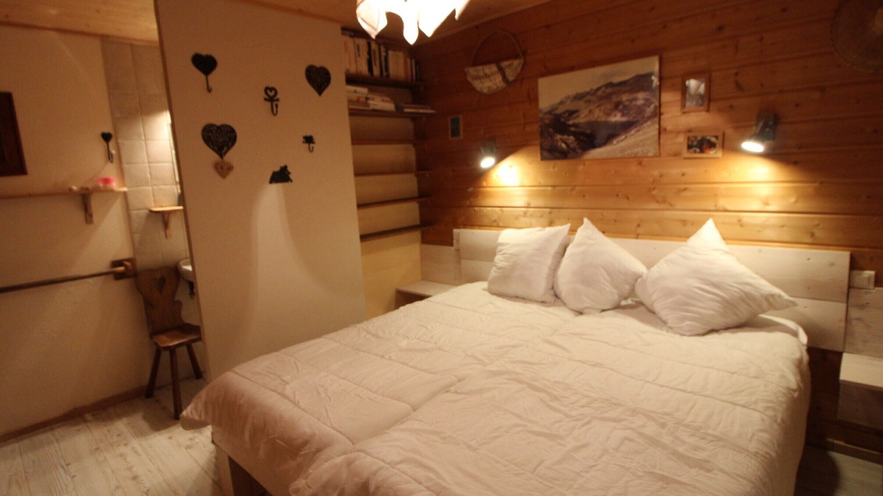 Photo of Bedroom in Les Almes