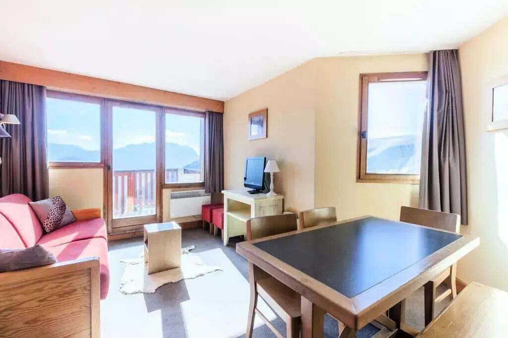 Photo of Livingroom in Jeux