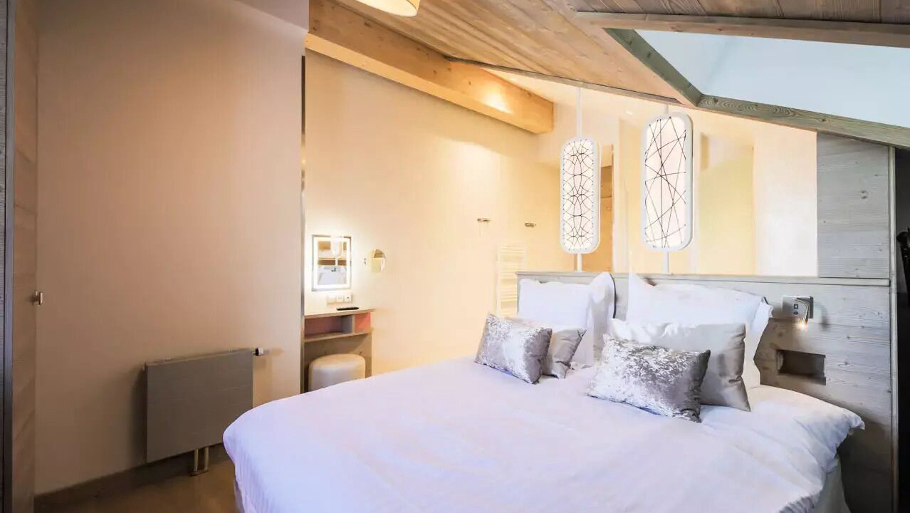 Photo of Bedroom in Meribel Centre