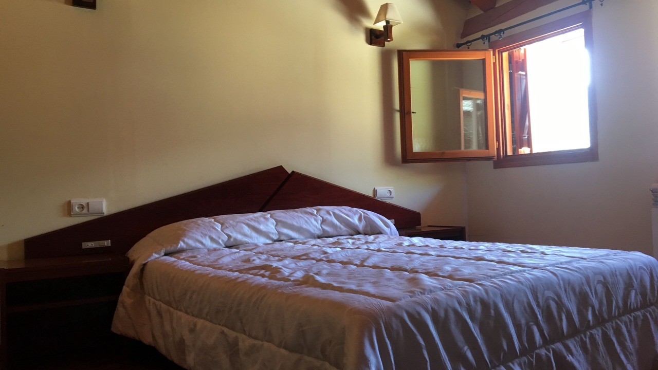 Photo of Bedroom in Esterri de Cardos