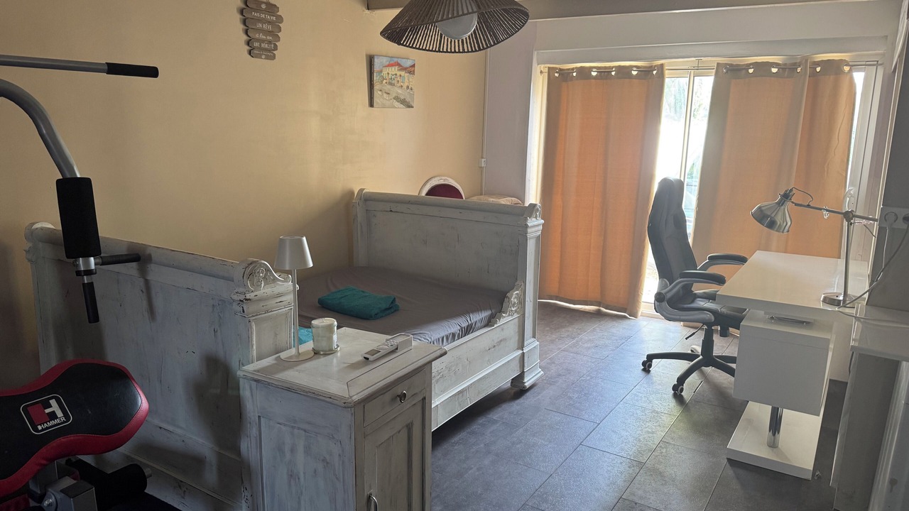 Photo of Bedroom in Salon-de-Provence