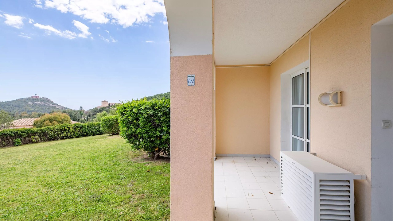 Photo of Patio Balcony in Agay