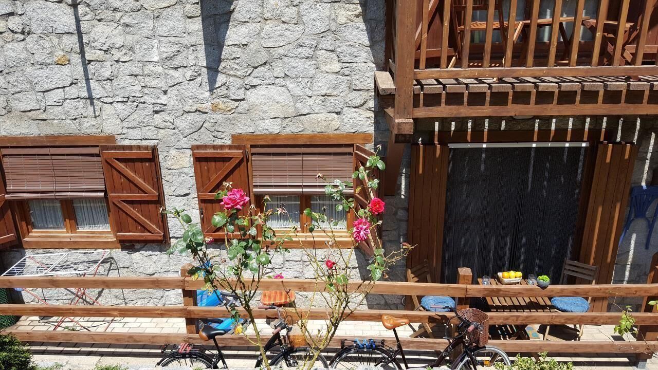 Photo of Outdoor in Linsoles