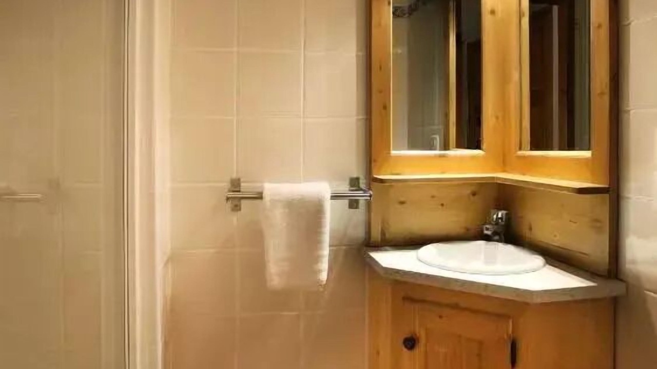 Photo of Bathroom in Oz-en-Oisans