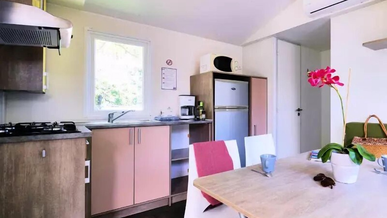 Photo of Kitchen in Recoubeau-Jansac
