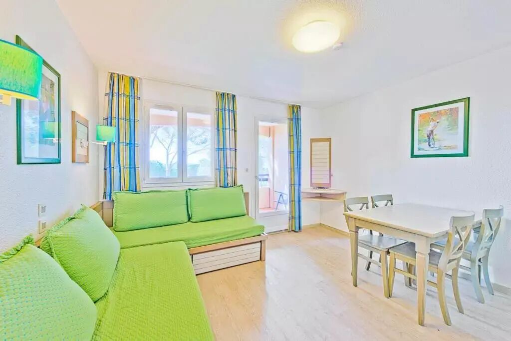 Photo of Livingroom in Valescure