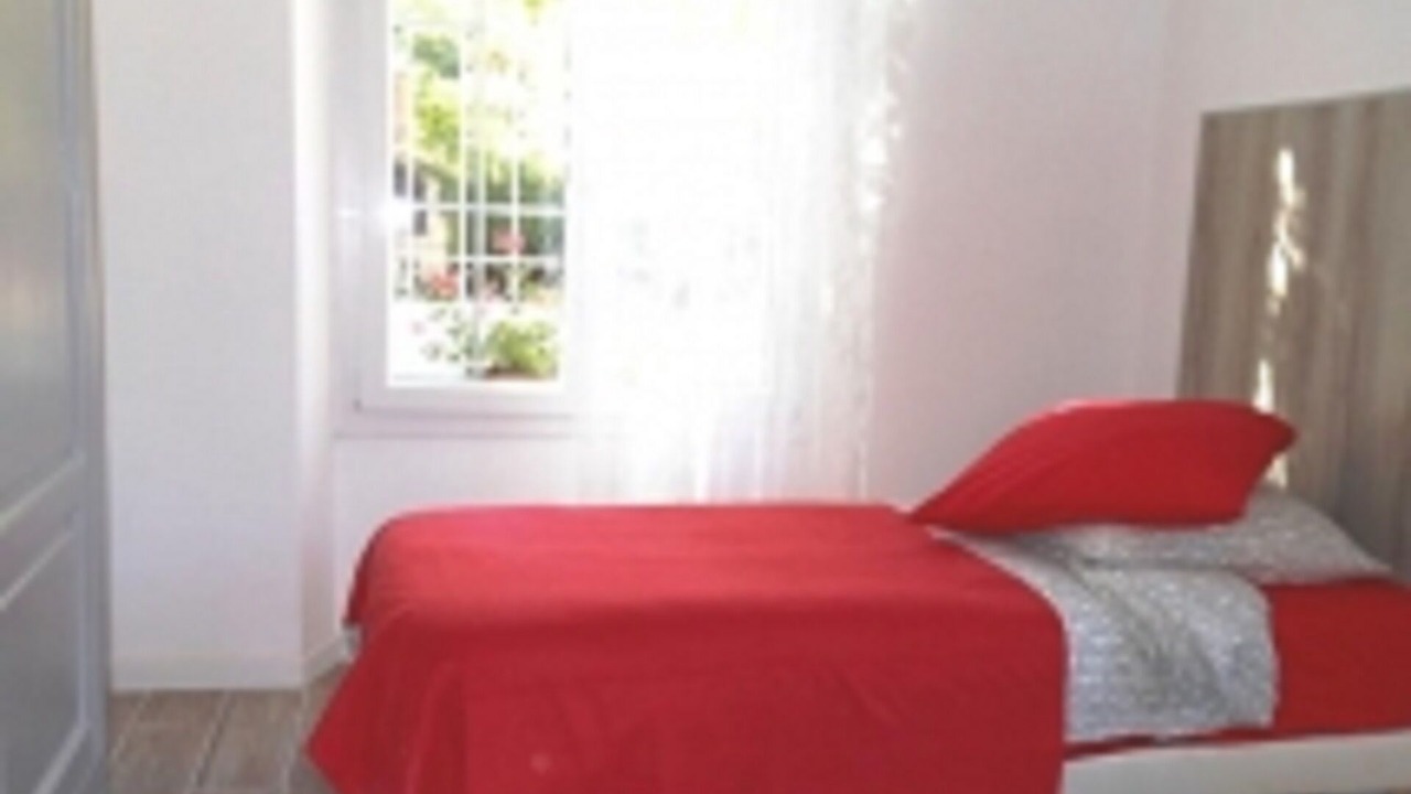 Photo of Bedroom in Fontaine-de-Vaucluse