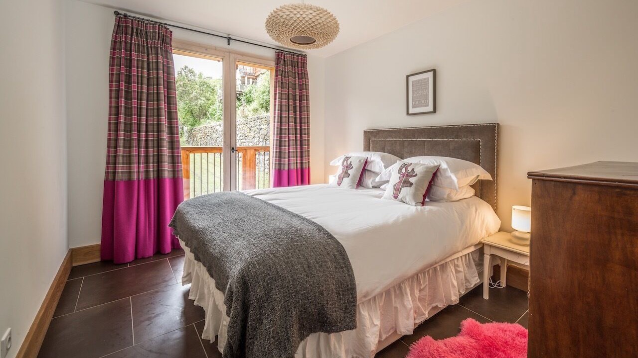Photo of Bedroom in Les Allues