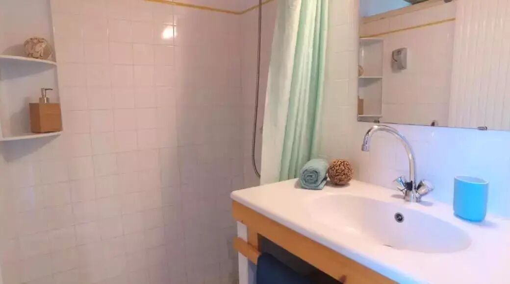 Photo of Bathroom in Lavoute-Chilhac
