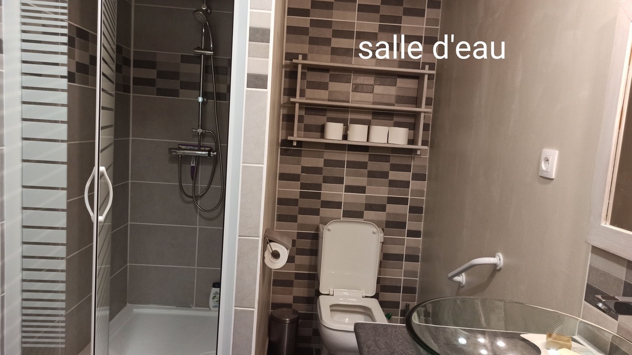 Photo of Bathroom in Camplong