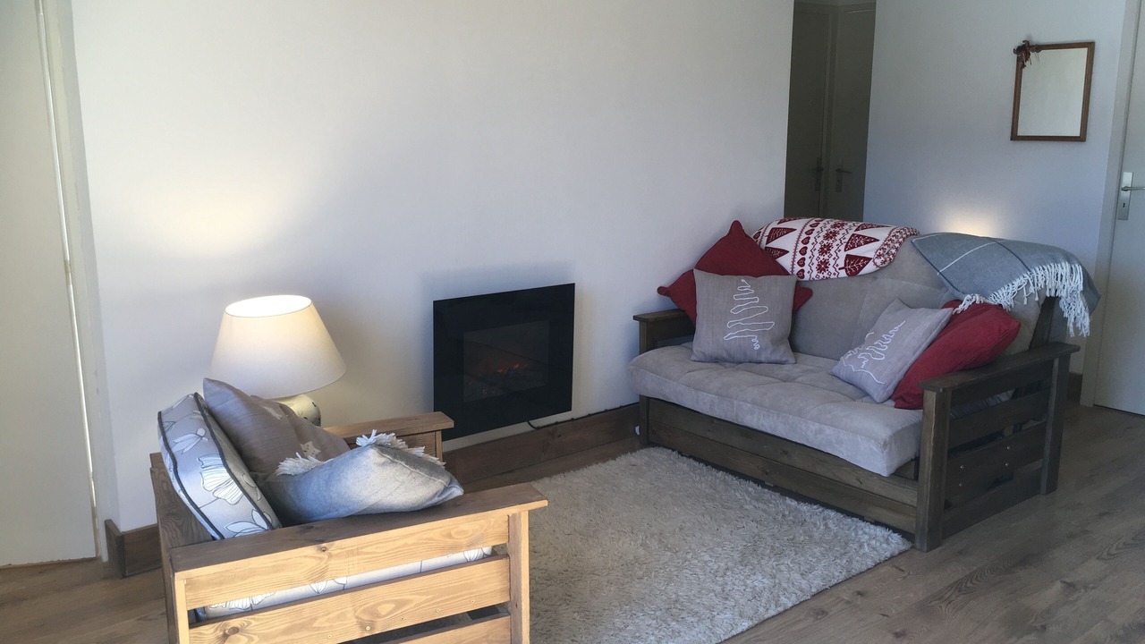 Photo of Bedroom in Peone