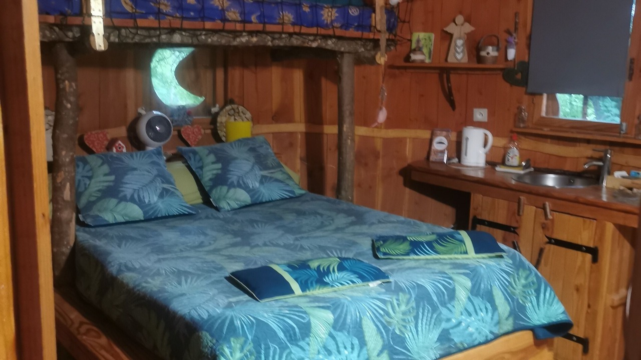 Photo of Bedroom in Pons