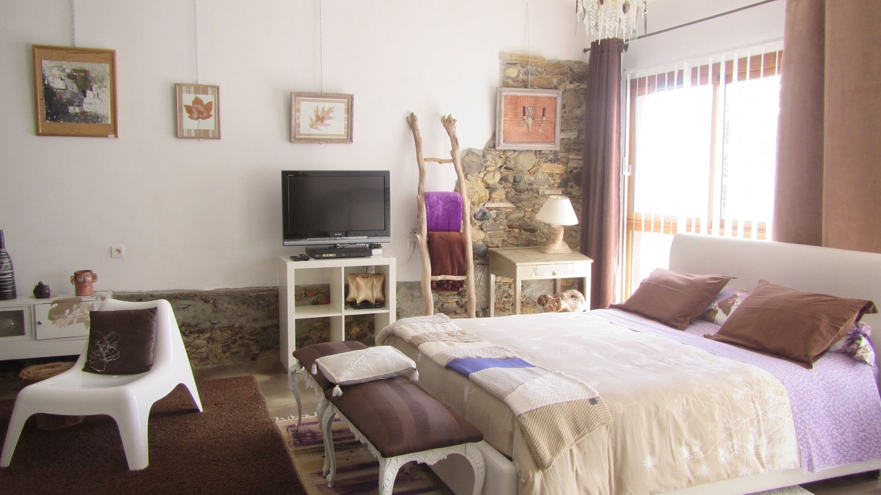 Photo of Bedroom in Villeneuve-de-Riviere