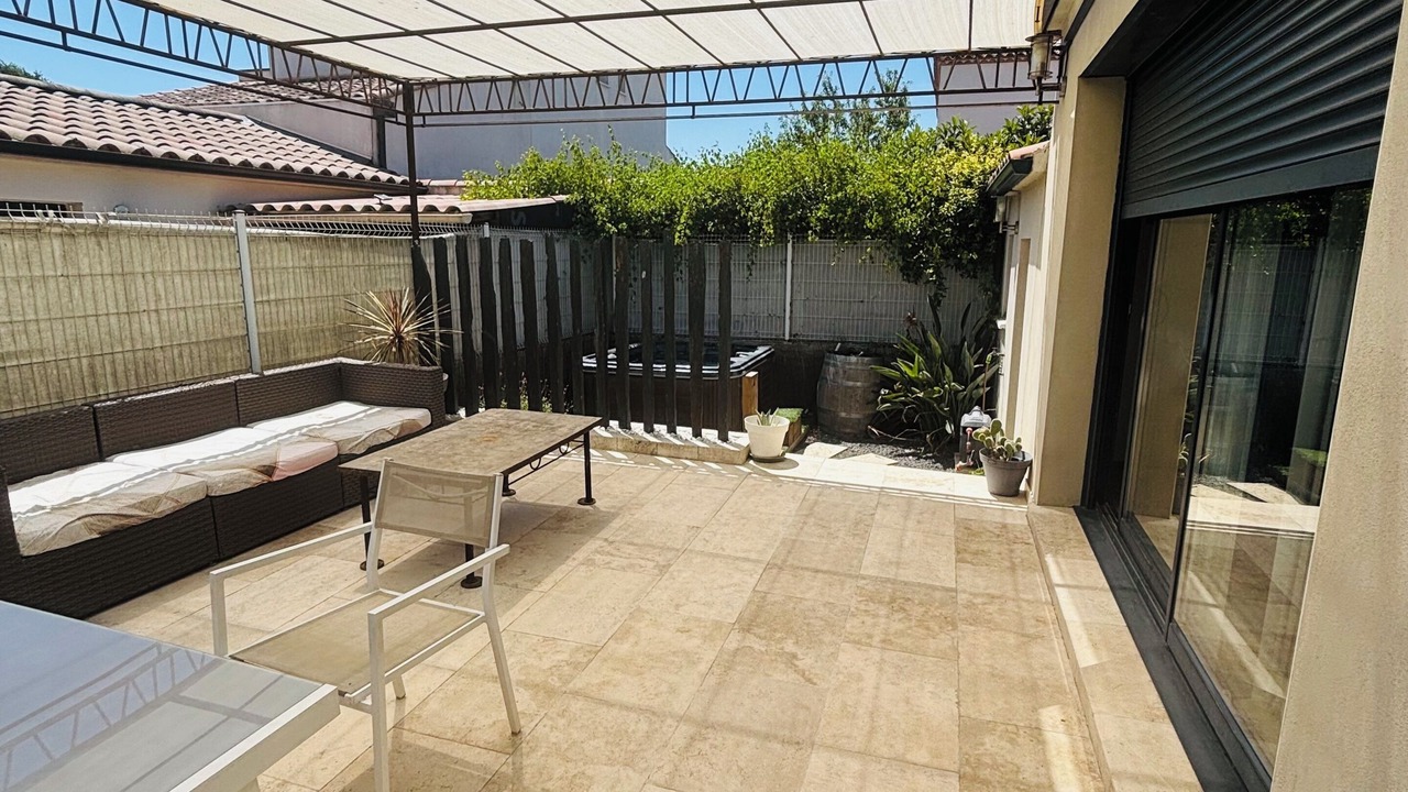 Photo of Outdoor in Saint-Laurent-d'Aigouze