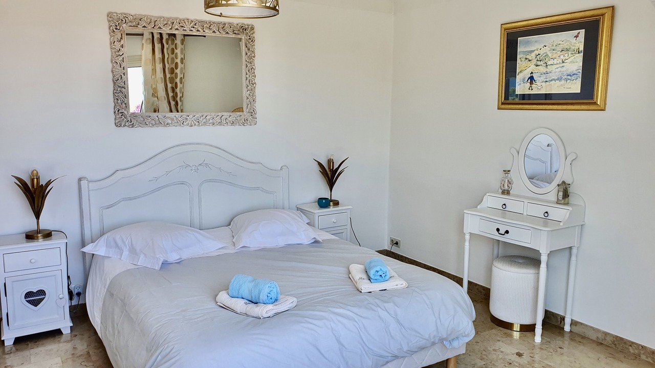 Photo of Bedroom in Les Issambres
