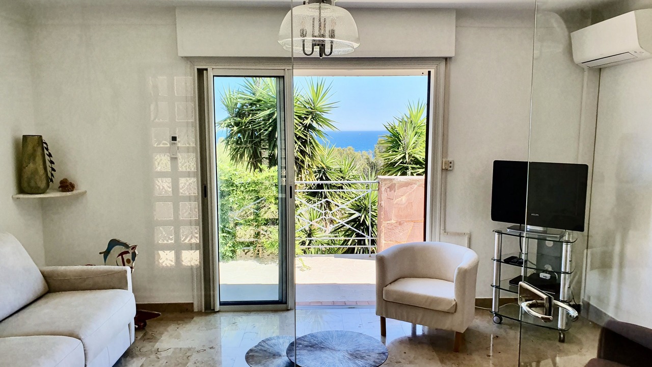 Photo of Livingroom in Les Issambres