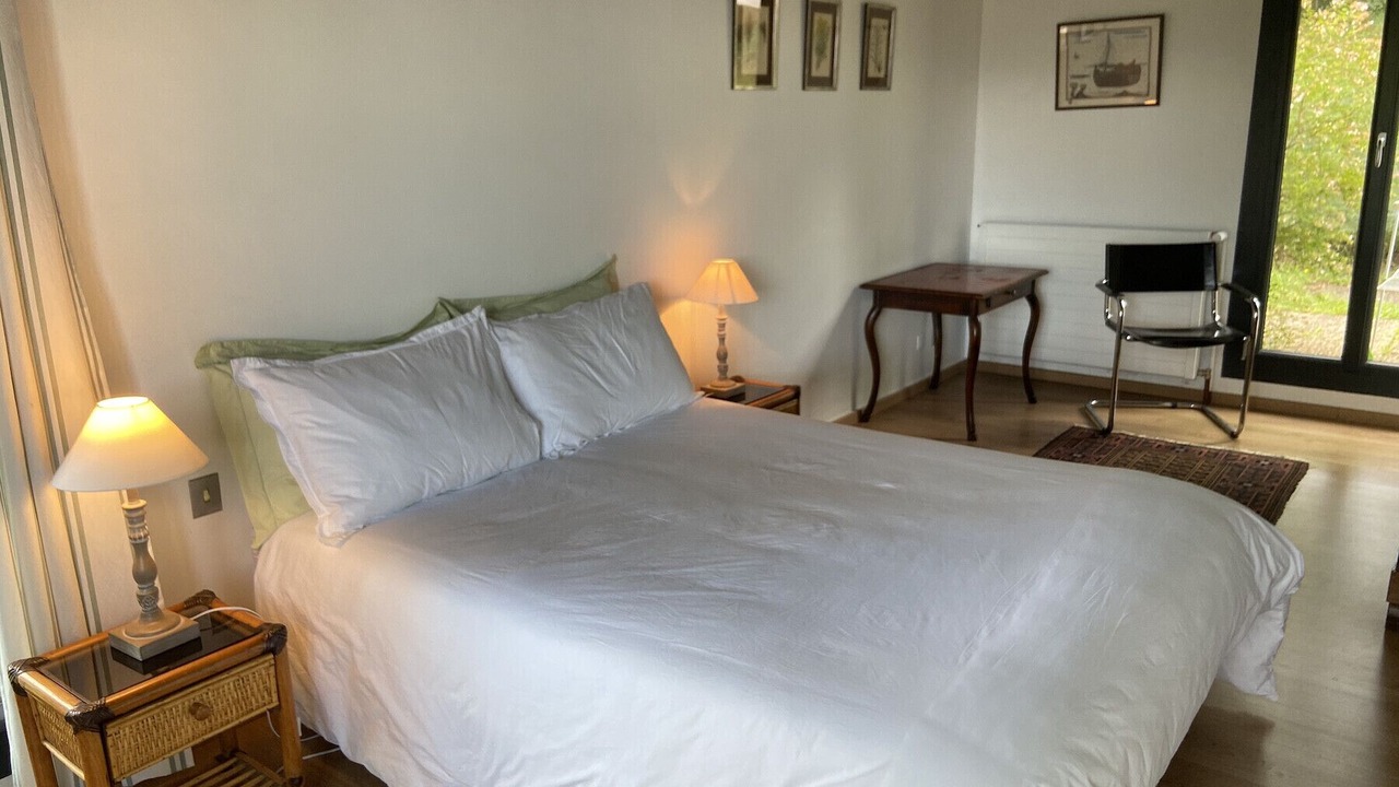 Photo of Bedroom in Saint-Jorioz