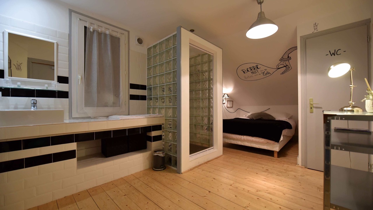 Photo of Bedroom in Aix-les-Bains