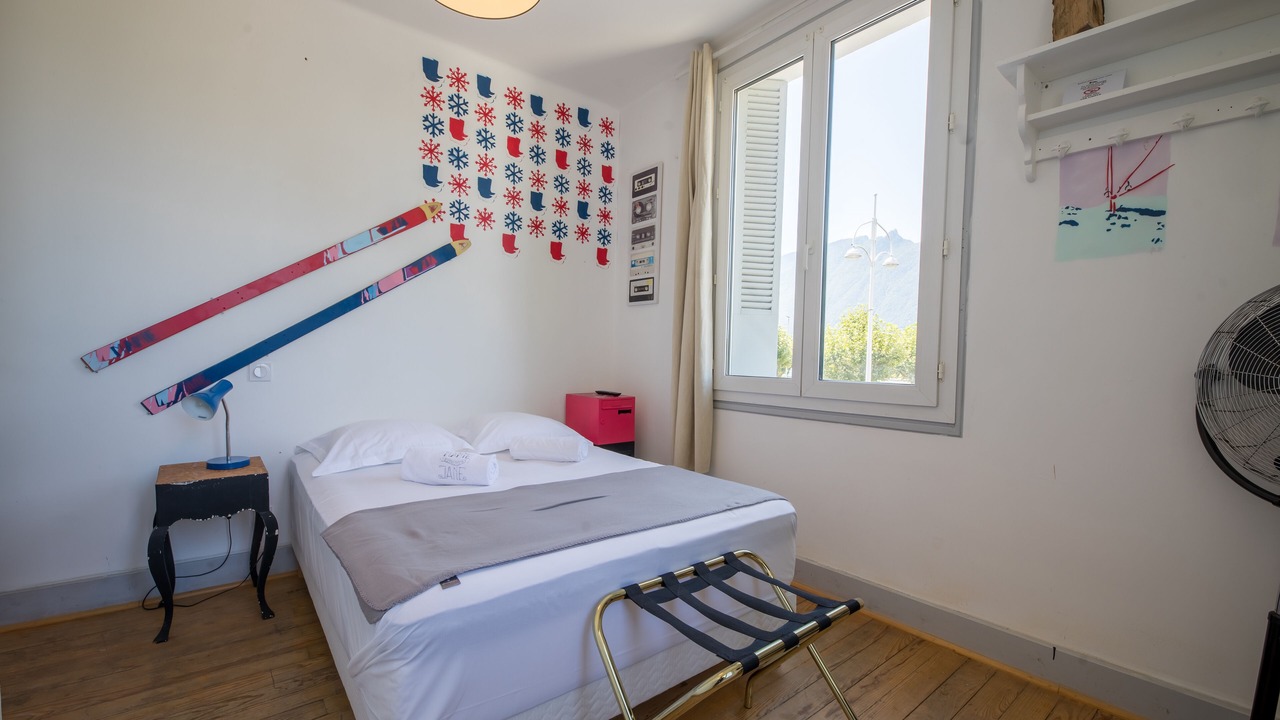 Photo of Bedroom in Aix-les-Bains