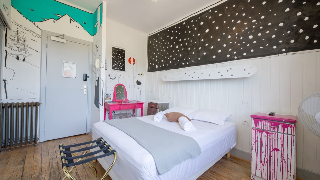 Photo of Bedroom in Aix-les-Bains