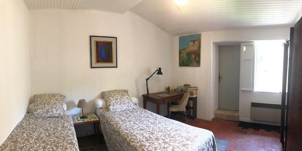 Photo of Bedroom in Fontaine-de-Vaucluse