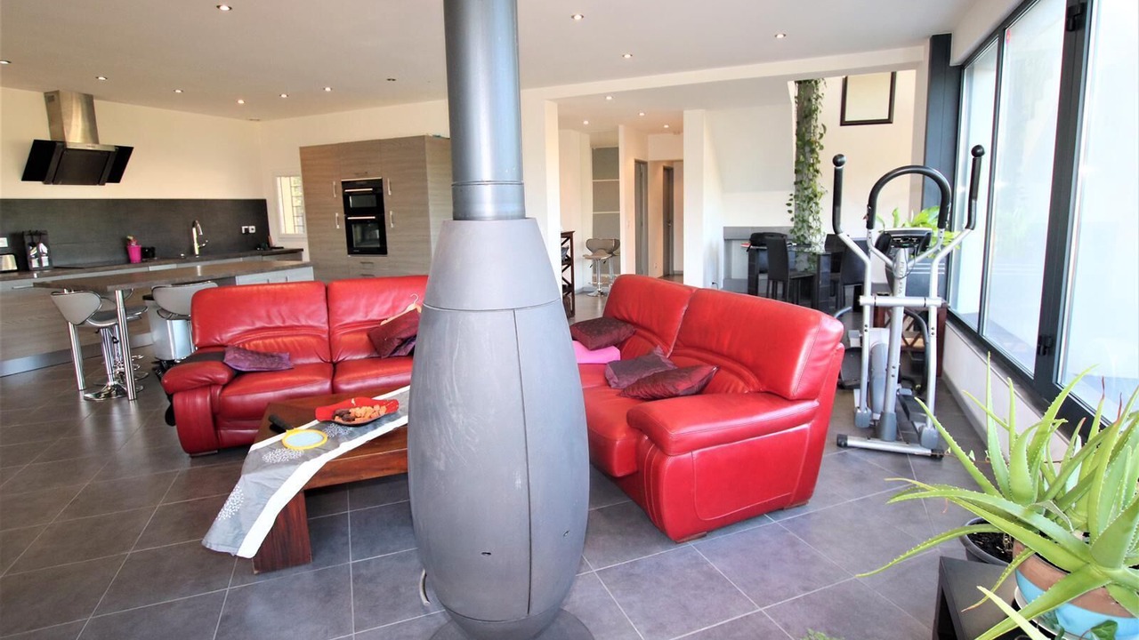 Photo of Livingroom in Marnhagues-et-Latour