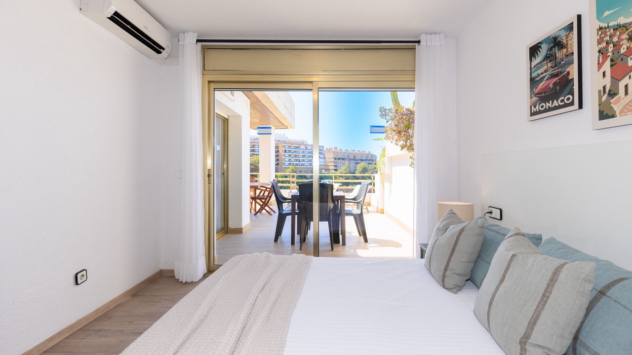 Photo of Bedroom in Salou City Centre