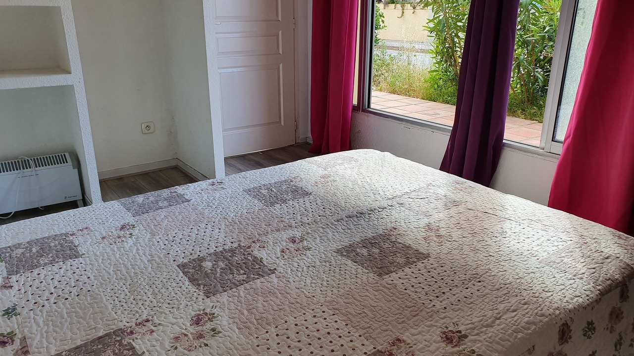 Photo of Bedroom in Le Port