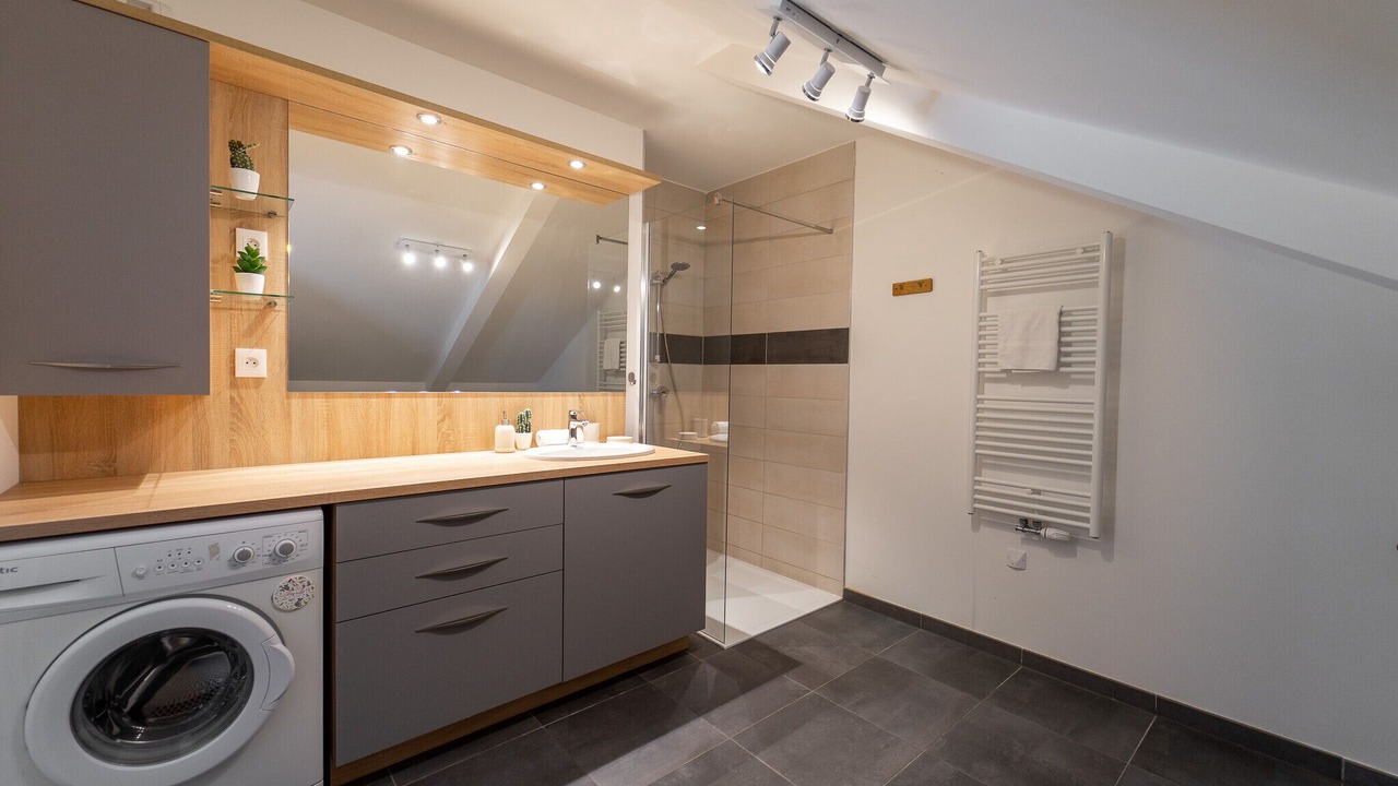 Photo of Bathroom in Duingt