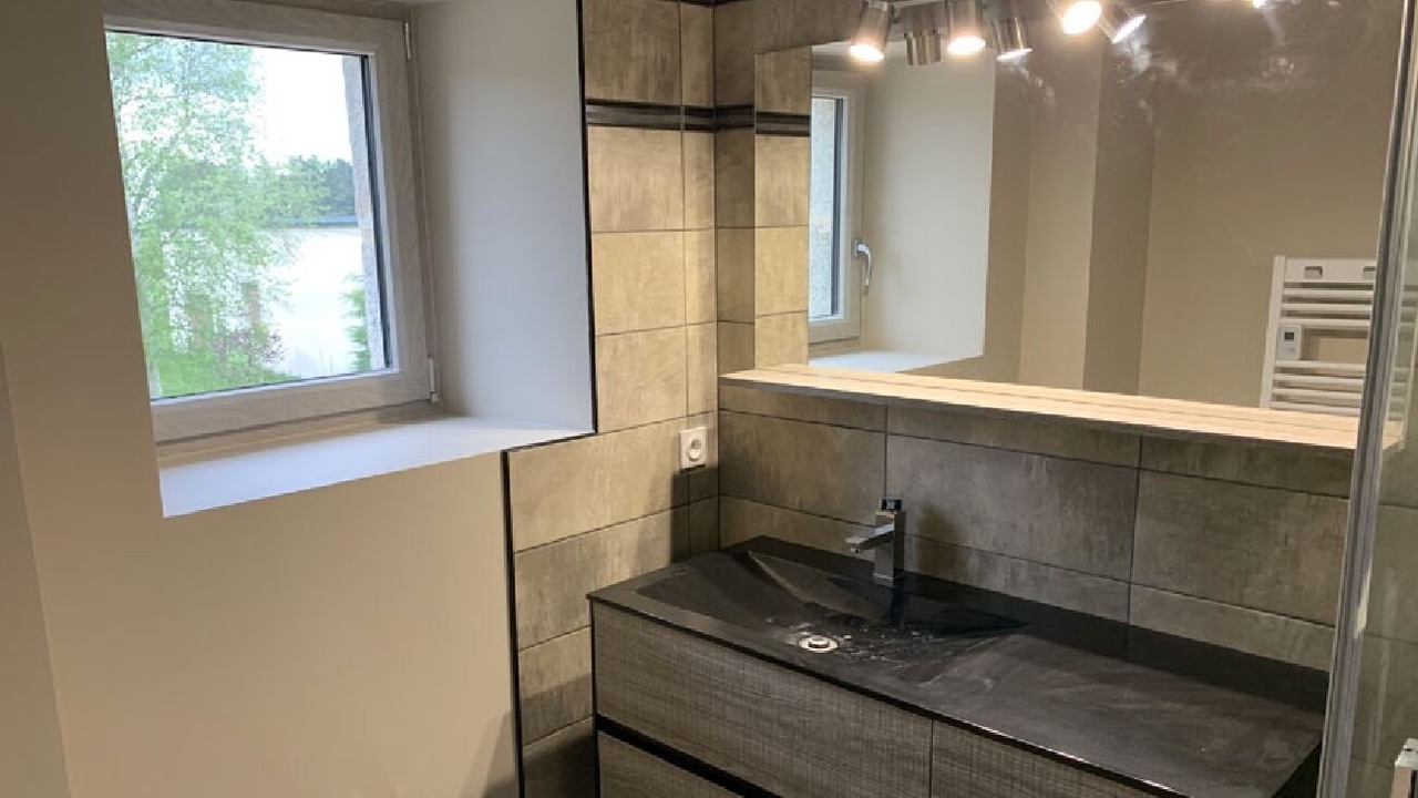 Photo of Bathroom in Le Bacon