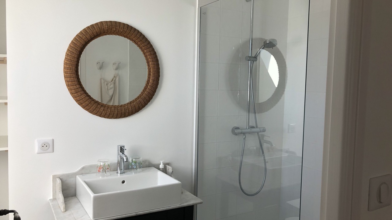 Photo of Bathroom in Oradour