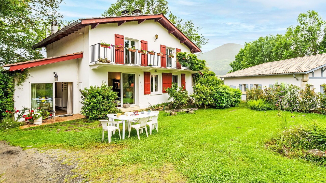 Photo of Outdoor in Ascain