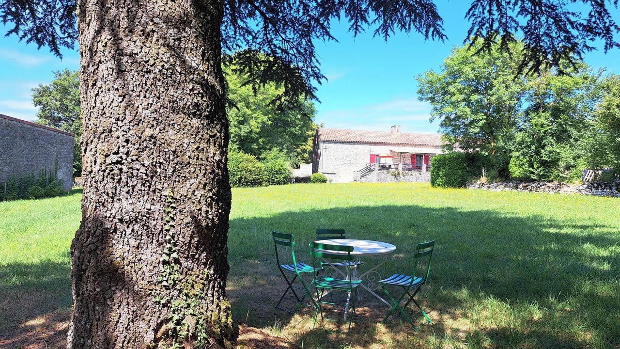 Photo of Outdoor in Viala-du-Pas-de-Jaux