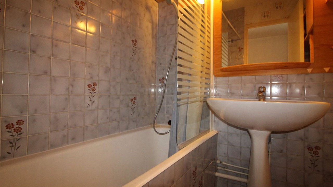 Photo of Bathroom in Auris