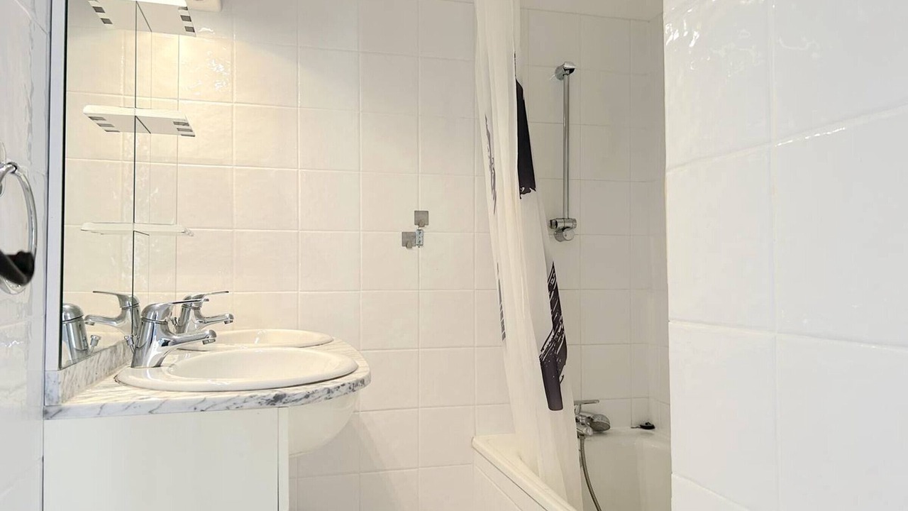 Photo of Bathroom in Le Lavandou