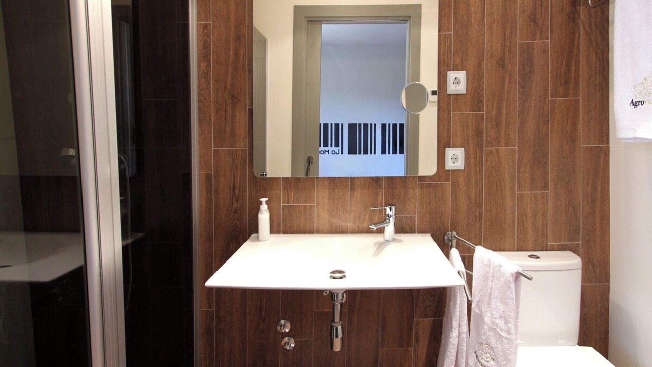 Photo of Bathroom in Castellar de la Ribera
