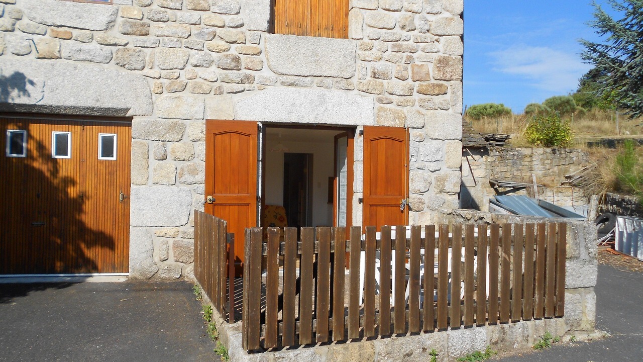 Photo of Outdoor in Saint-Alban-sur-Limagnole