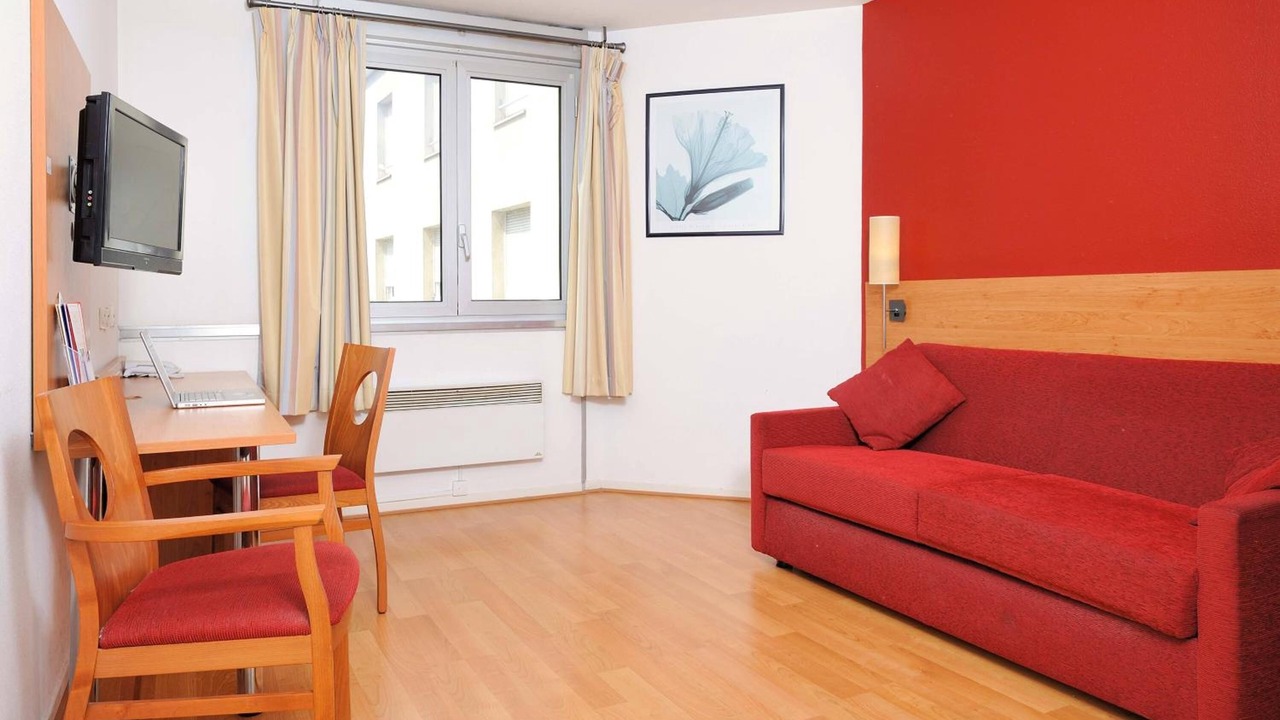 Photo of Livingroom in Saint Michel - Mairie