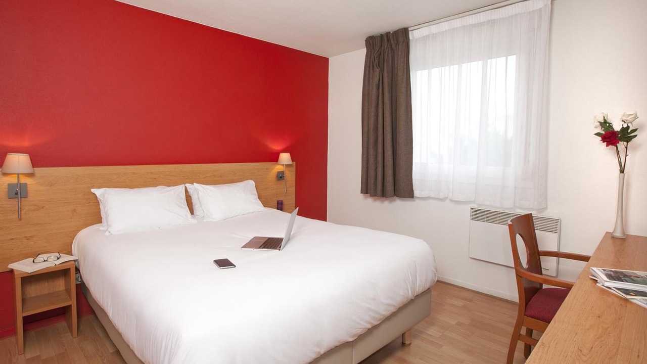 Photo of Bedroom in Saint Michel - Mairie