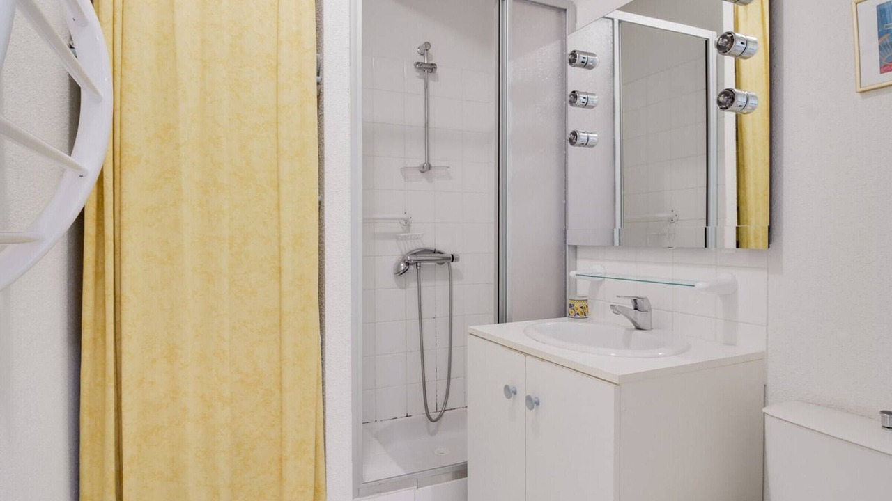 Photo of Bathroom in Cauterets
