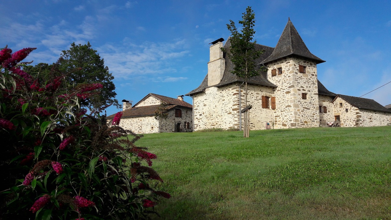 Photo of Outdoor in Siran