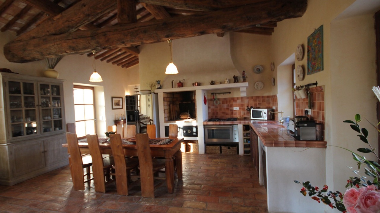 Photo of Kitchen in Rustrel