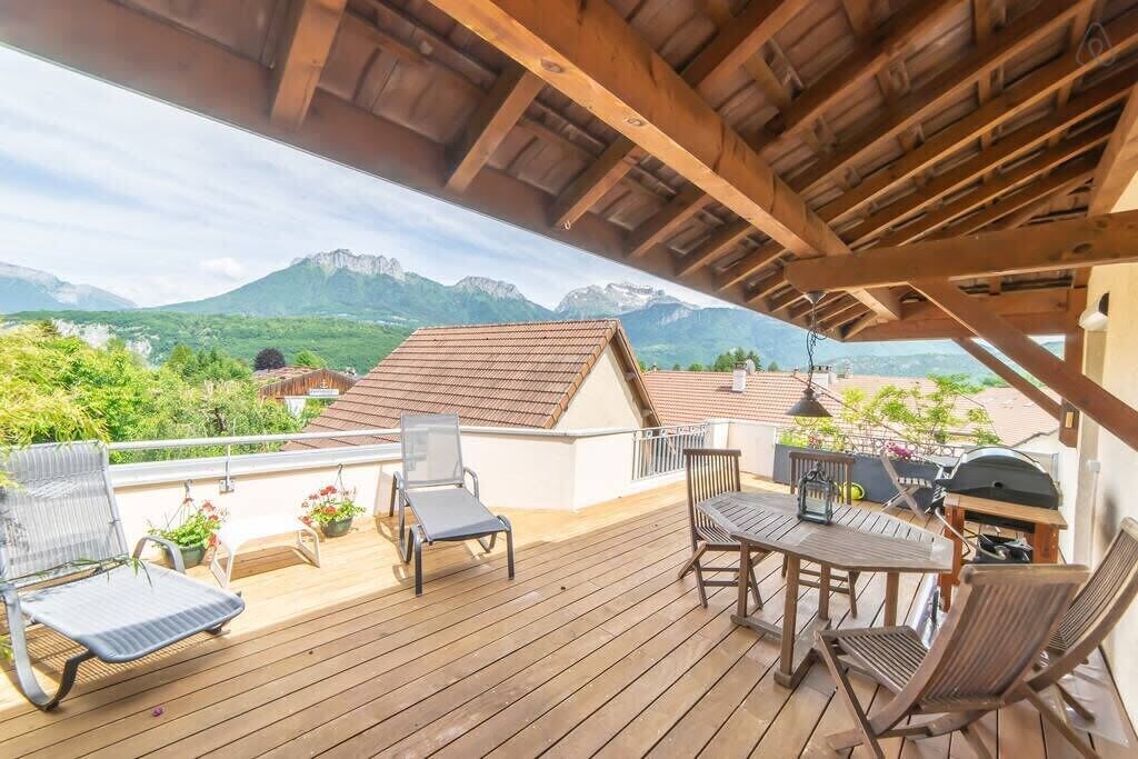 Photo of Patio Balcony in Saint-Jorioz