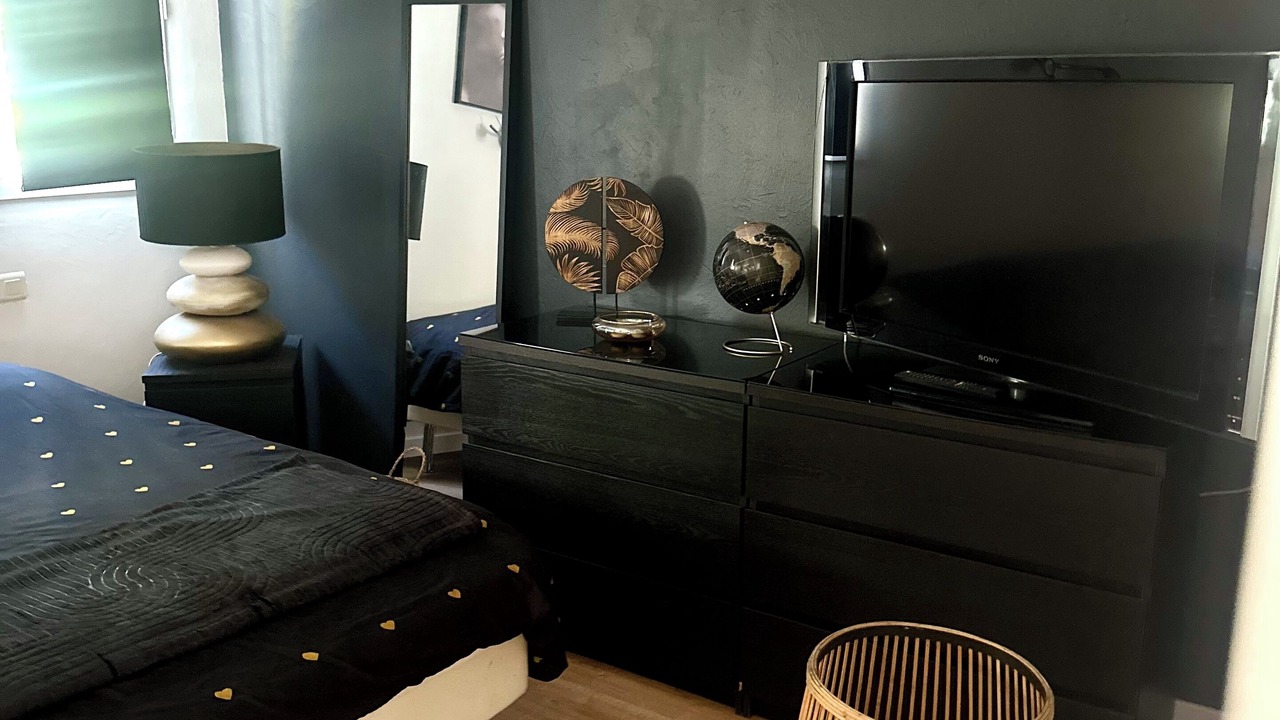 Photo of Bedroom in Ensues-la-Redonne