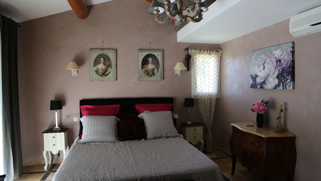 Photo of Bedroom in Saint-Saturnin-les-Apt