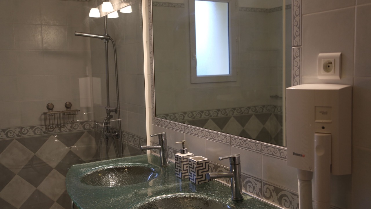 Photo of Bathroom in Saint-Saturnin-les-Apt