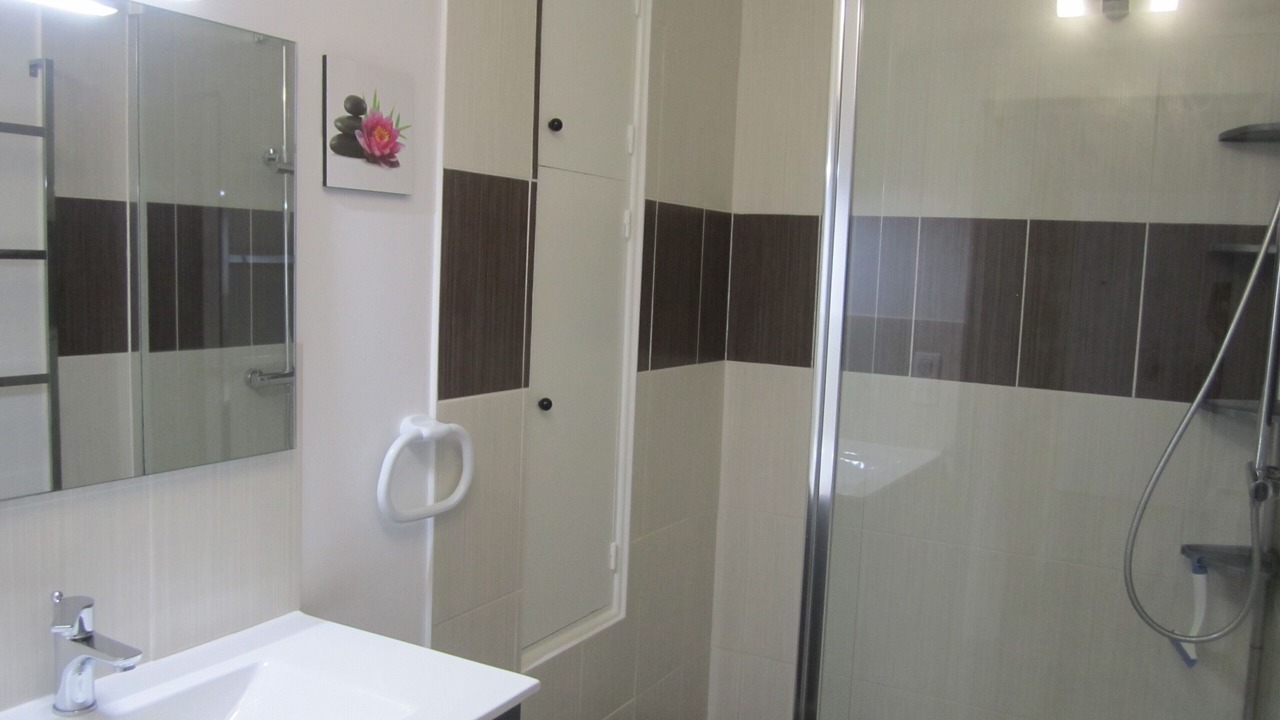 Photo of Bathroom in Vic-sur-Cere